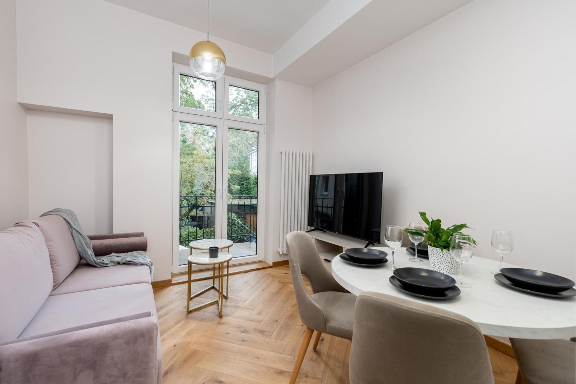 Apartment Bedrooms With Sauna&bath And Free Parking