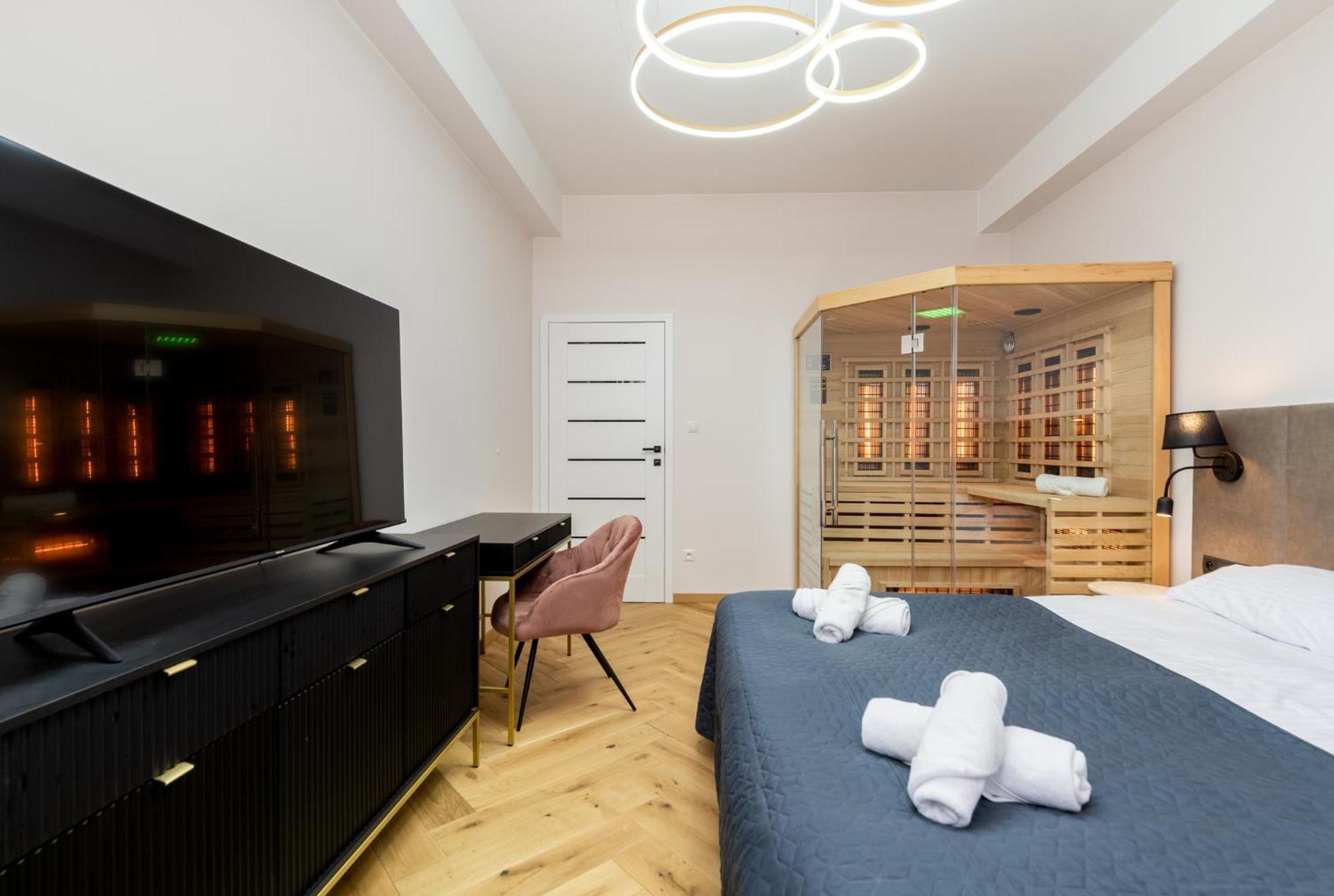 Bedrooms With Sauna&bath And Free Parking